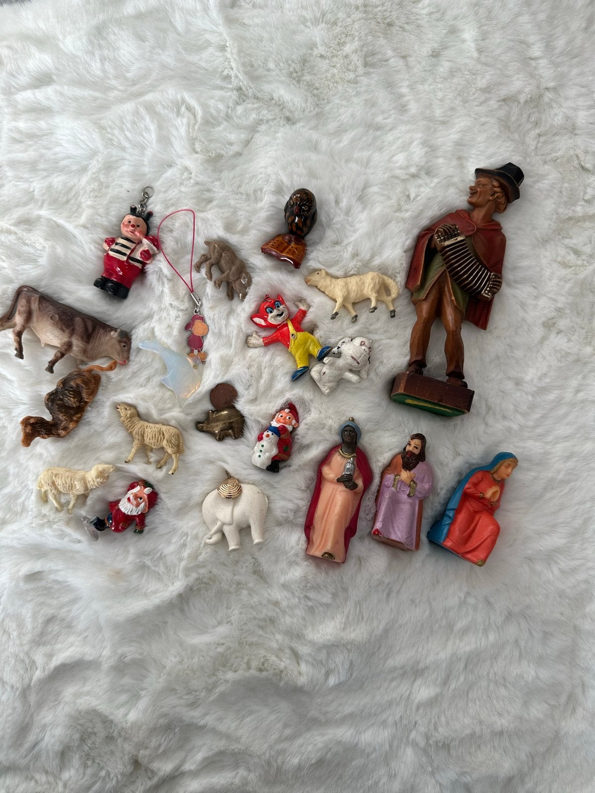 Diverse verzameling beeldjes en kerststalfiguren, Ophalen of Verzenden, Gebruikt