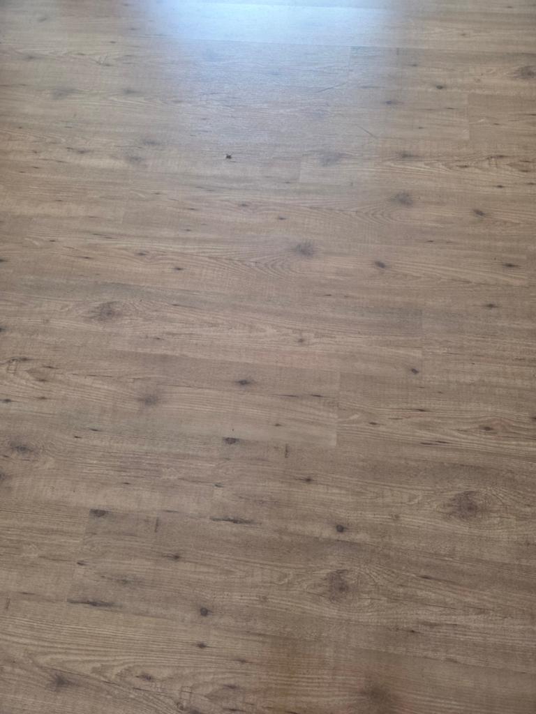 Gratis Laminaat af te halen in Voorschoten (ca. 20m²), Huis en Inrichting, Stoffering | Vloerbedekking, Ophalen, Gebruikt, Bruin