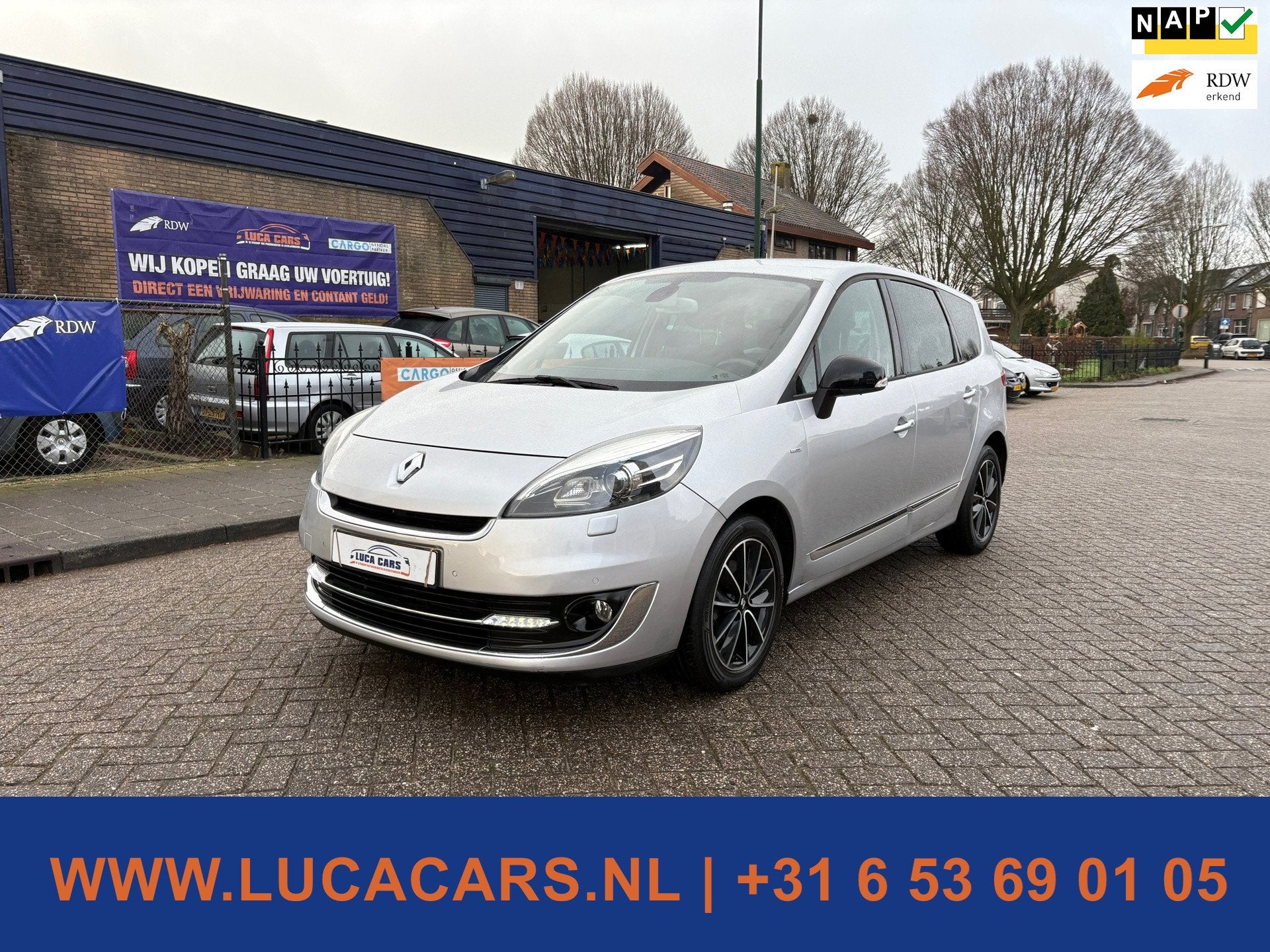 Renault Grand Scénic 1.4 TCe Bose 7p. Trekhaak + NIEUWE APK, Voorwielaandrijving, Euro 5, Gebruikt, 4 cilinders