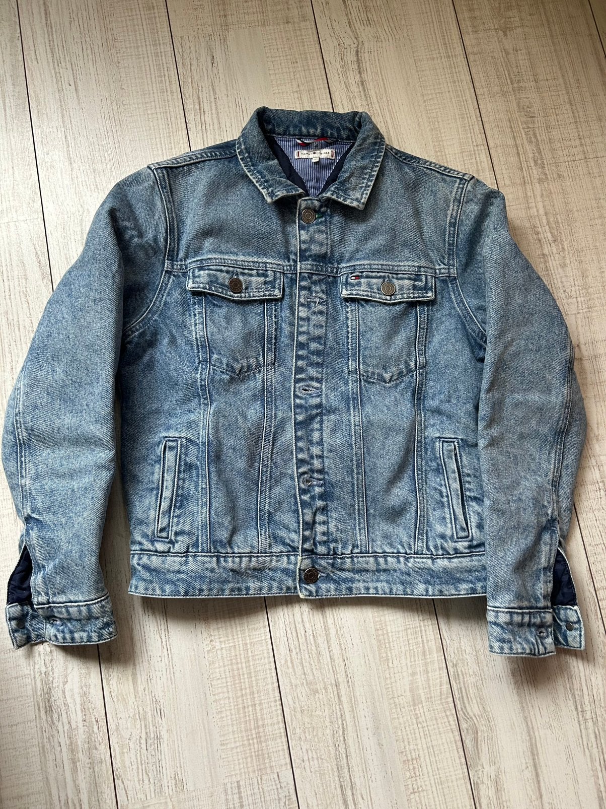 Spijkerjas Tommy Hilfiger maat 164, Ophalen, Zo goed als nieuw, Jongen of Meisje, Jas