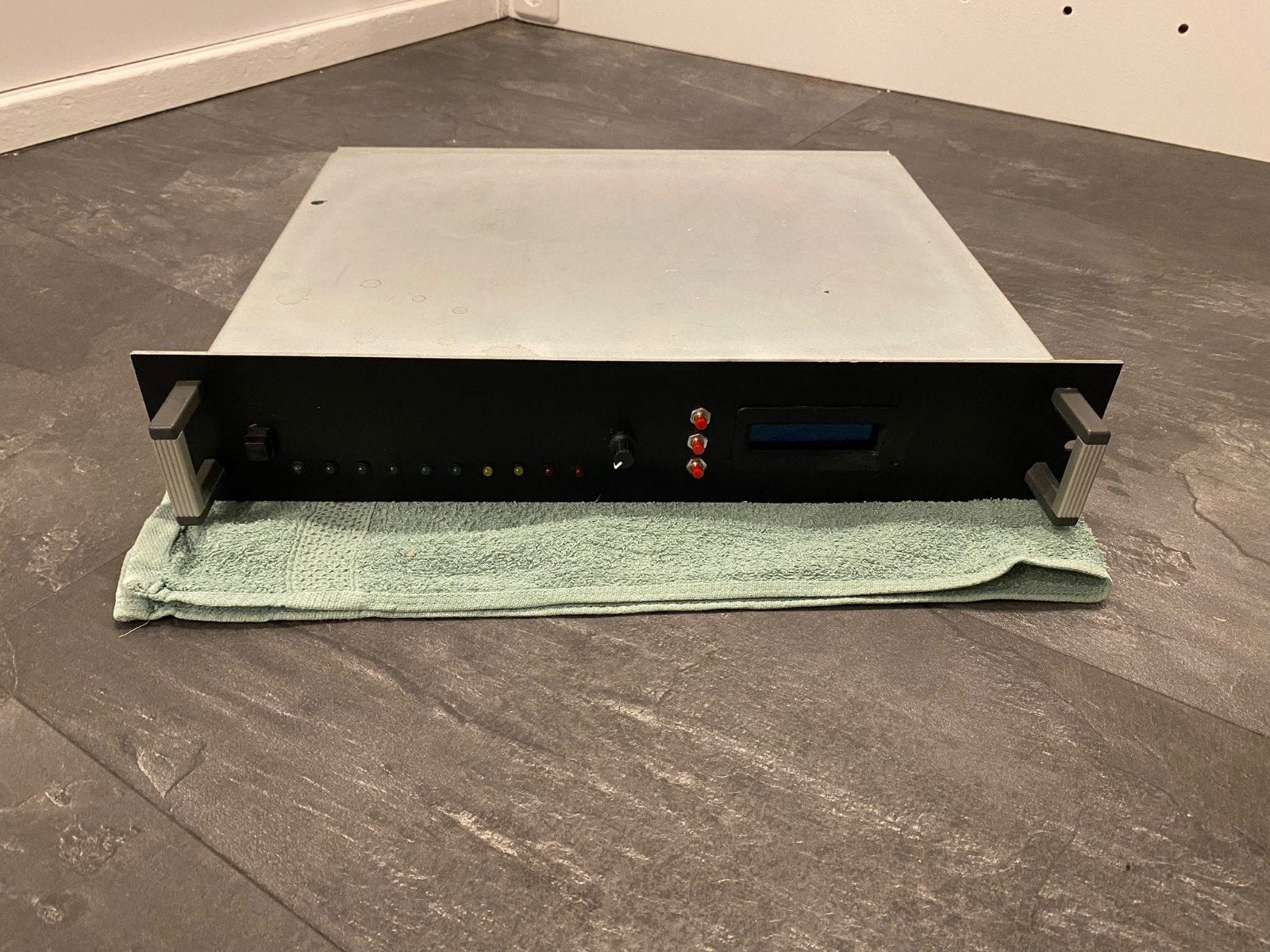 Dutch rf stereo fm zender 6w, Telecommunicatie, Ophalen, Zo goed als nieuw, Zender