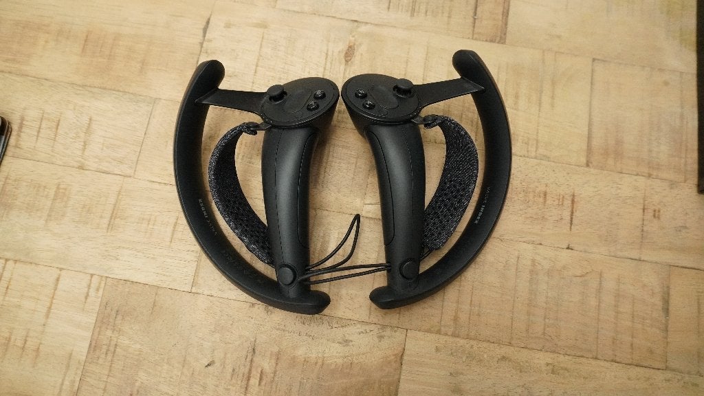 Valve index controllers (links + rechts), Spelcomputers en Games, Virtual Reality, Ophalen, Zo goed als nieuw, Controller, Pc