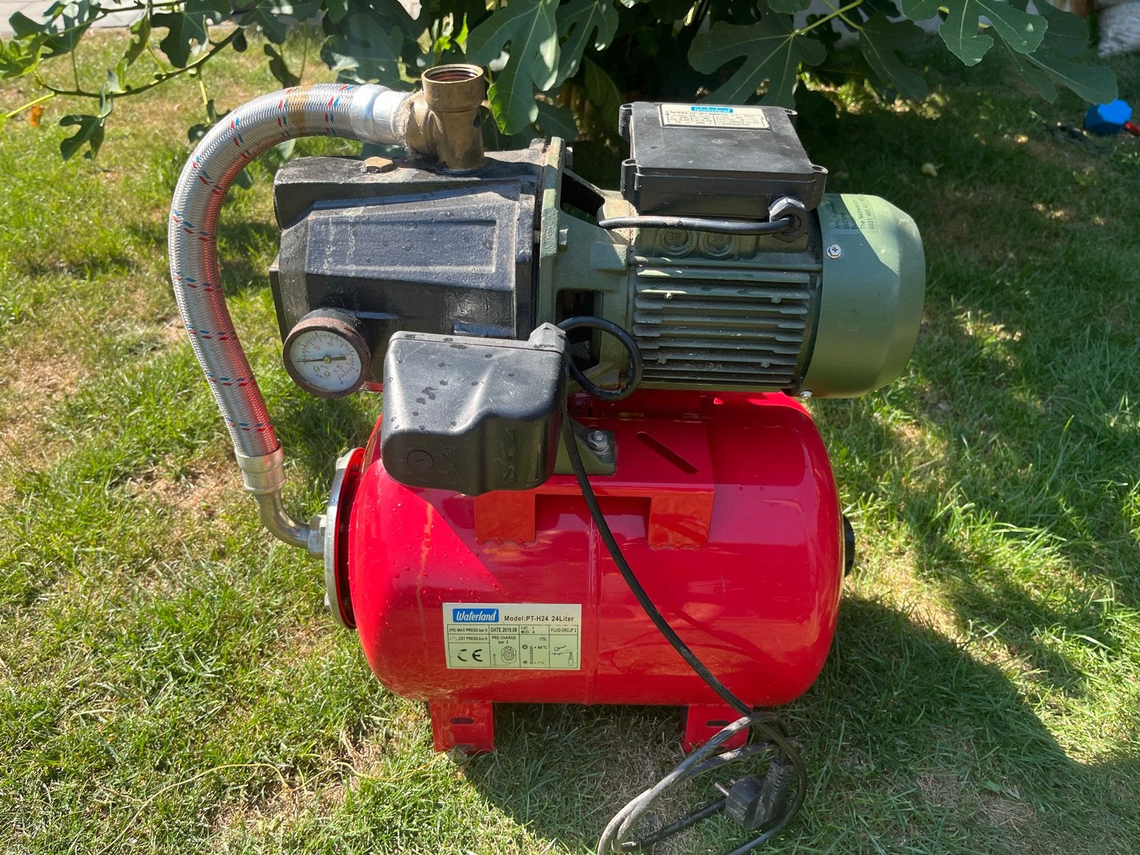 Waterland Hydrofoorpomp SP JET 80M/24L - 0.55 kW, Ophalen, Gebruikt, Elektrisch, Hydrofoorpomp