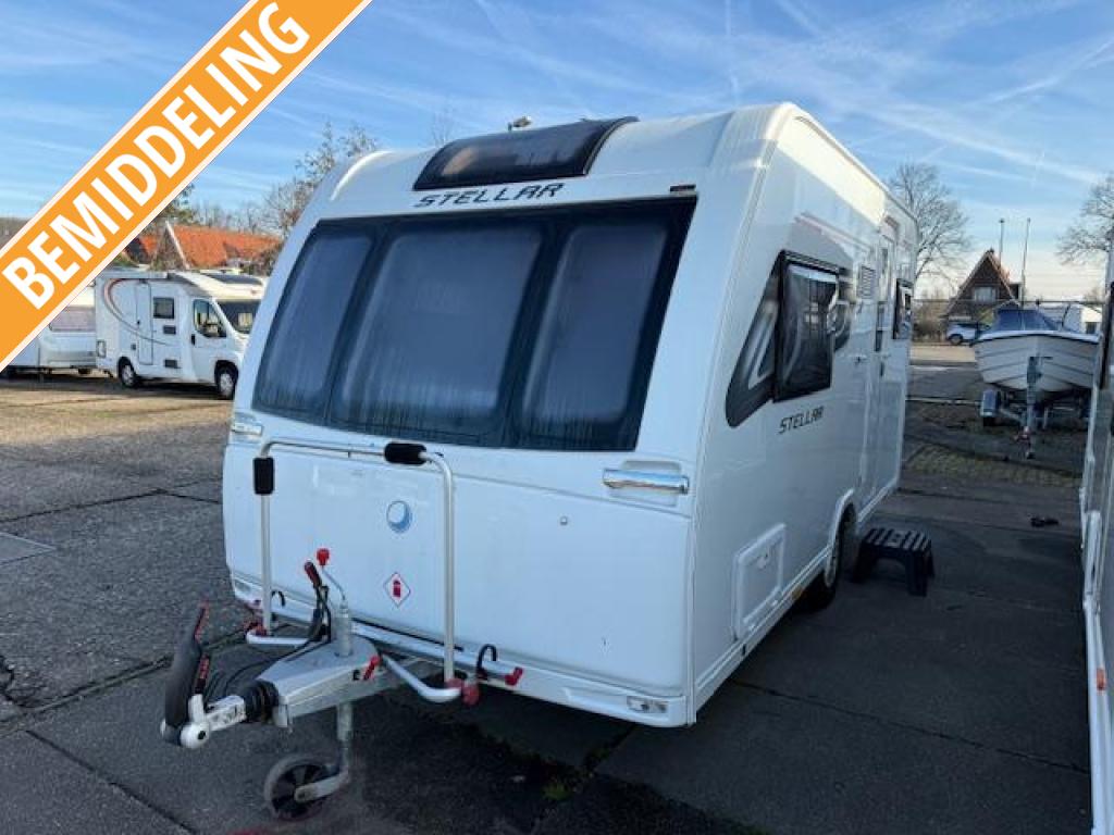 Lunar Stellar, Caravans en Kamperen, Caravans, Tot en met 2, Particulier, 4 tot 5 meter, 1000 - 1250 kg