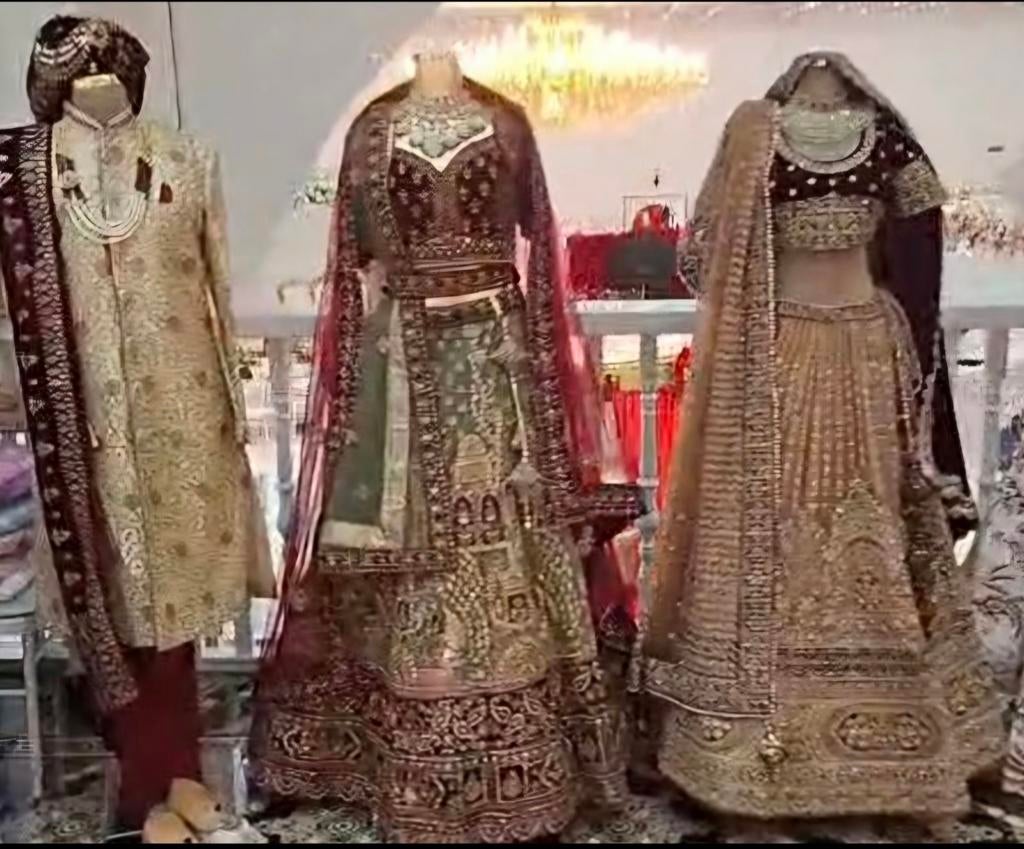 Exclusieve Indiase kleding en sieraden, Kleding | Dames, Gelegenheidskleding, Ophalen of Verzenden, Nieuw, Overige typen