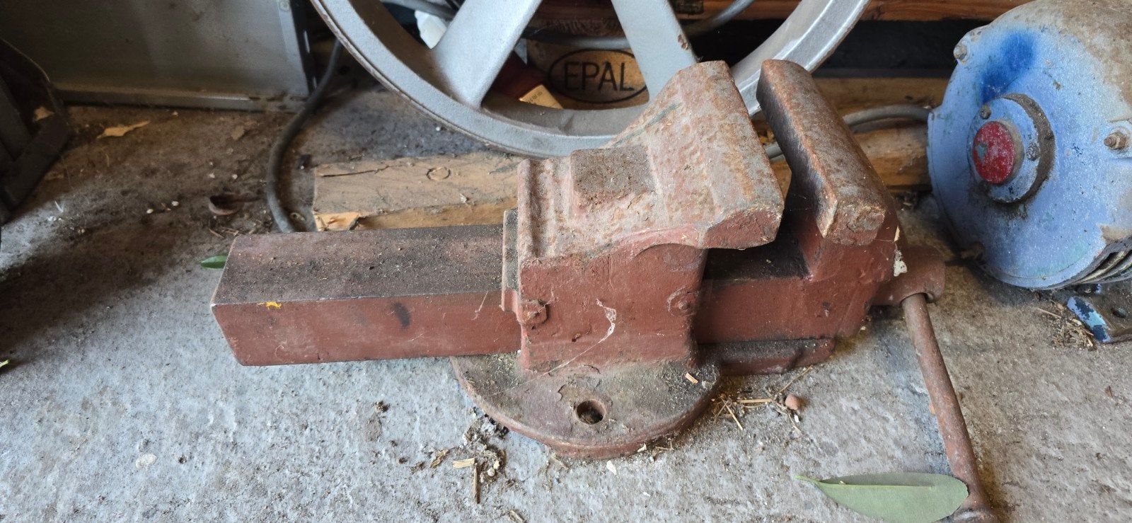 zware bankschroef, Doe-het-zelf en Verbouw, Ophalen of Verzenden, Gebruikt