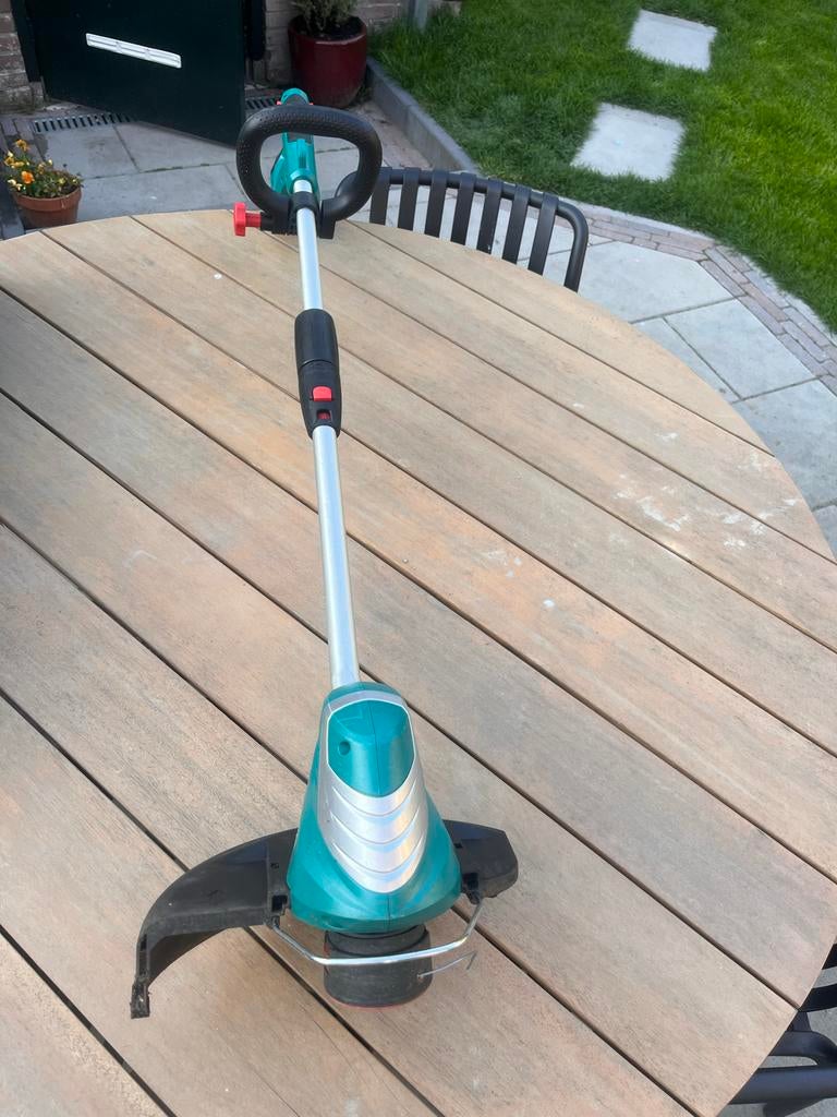 Bosch AdvancedGrassCut 36 Accu Grastrimmer met Lader & Accu, Tuin en Terras, Grasmaaiers, Ophalen, Zo goed als nieuw, Accu-grasmaaier