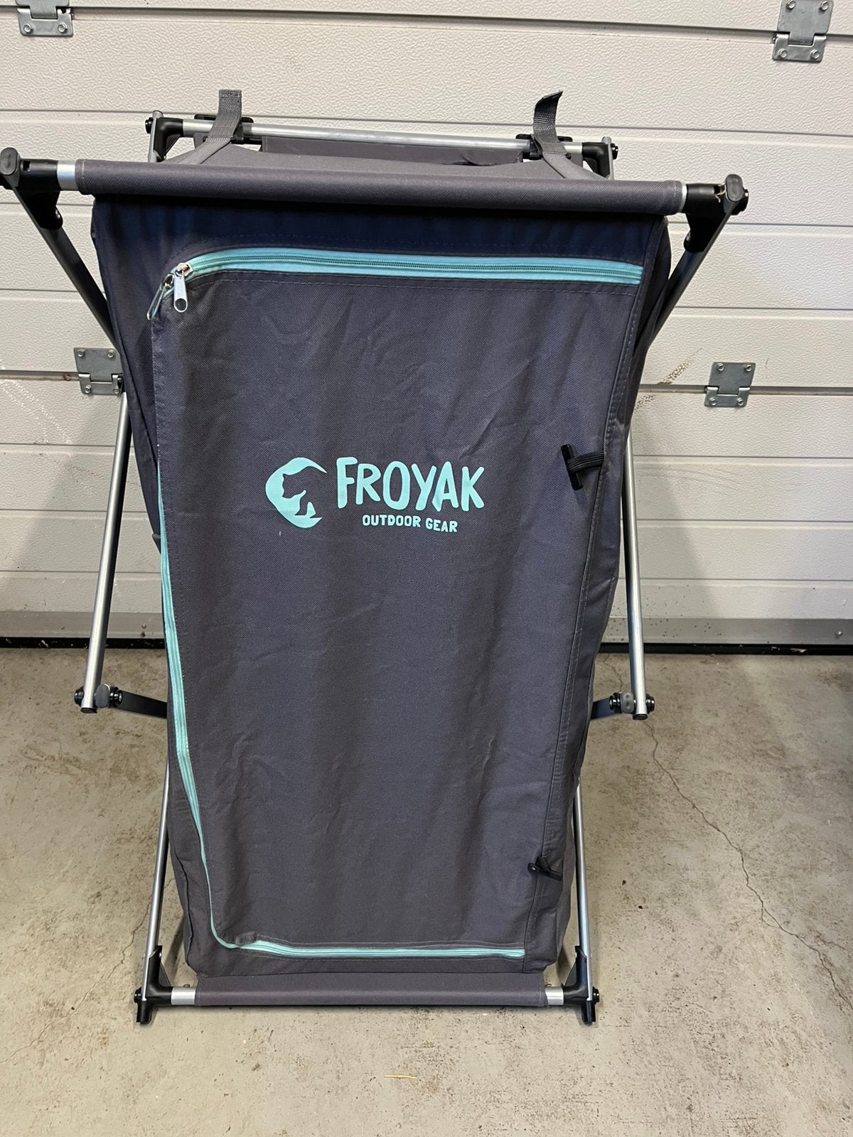 Froyak campingkast 3 vaks opvouwbaar, Ophalen, Zo goed als nieuw, Campingkast
