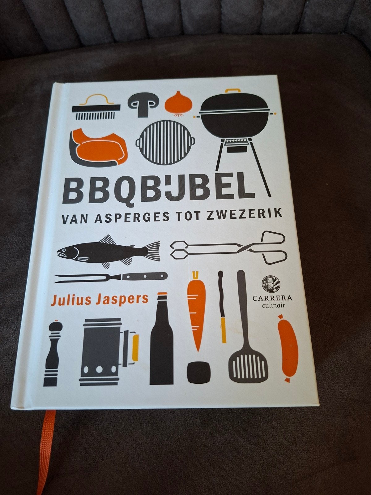 BBQ Bijbel - Van Asperges tot Zwezerik - Julius Jaspers, Boeken, Ophalen of Verzenden, Zo goed als nieuw, Julius Jaspers
