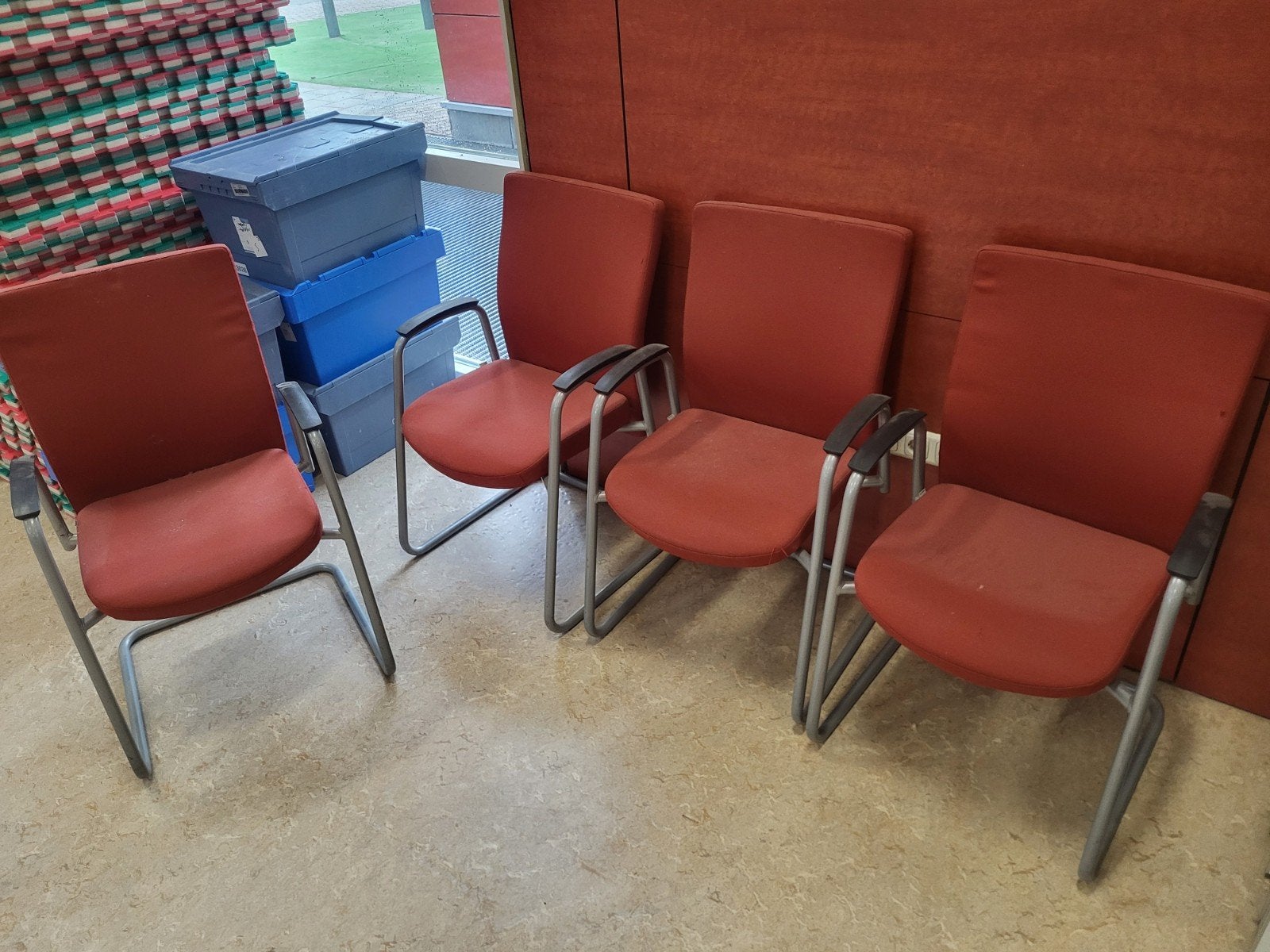 4 stoelen. Interstuhl. Gratis., Huis en Inrichting, Stoelen, Ophalen, Gebruikt