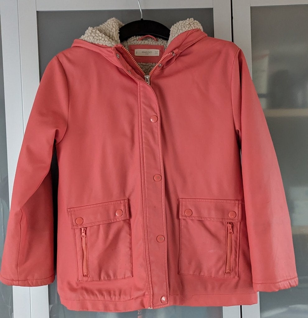 Gevoerde regenjas maat 152 van Mango, Kinderen en Baby's, Kinderkleding | Maat 152, Gebruikt, Meisje, Mango, Ophalen of Verzenden