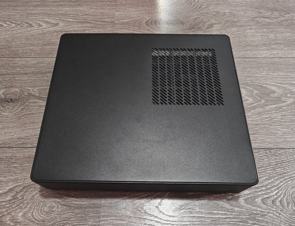 Fractal NODE 202 PC behuizing + Corsair 600W, Computers en Software, Computerbehuizingen, Ophalen of Verzenden, Zo goed als nieuw