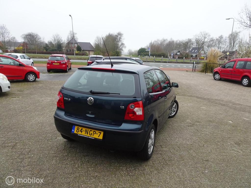 Volkswagen Polo 1.2-12V ( ELEC. RAMEN/AIRCO/NIEUWE APK), Stof, Zwart, 1198 cc, Bedrijf