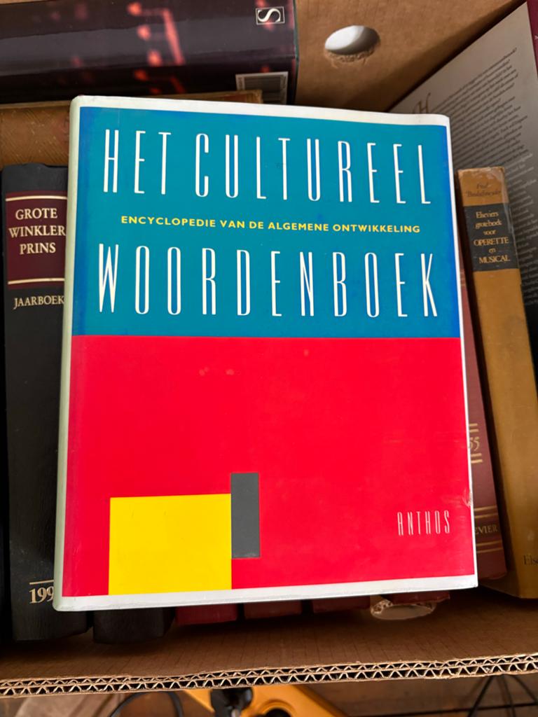 Het Cultureel Woordenboek - Encyclopedie, Boeken, Woordenboeken, Ophalen of Verzenden, Gelezen, Overige uitgevers, Nederlands
