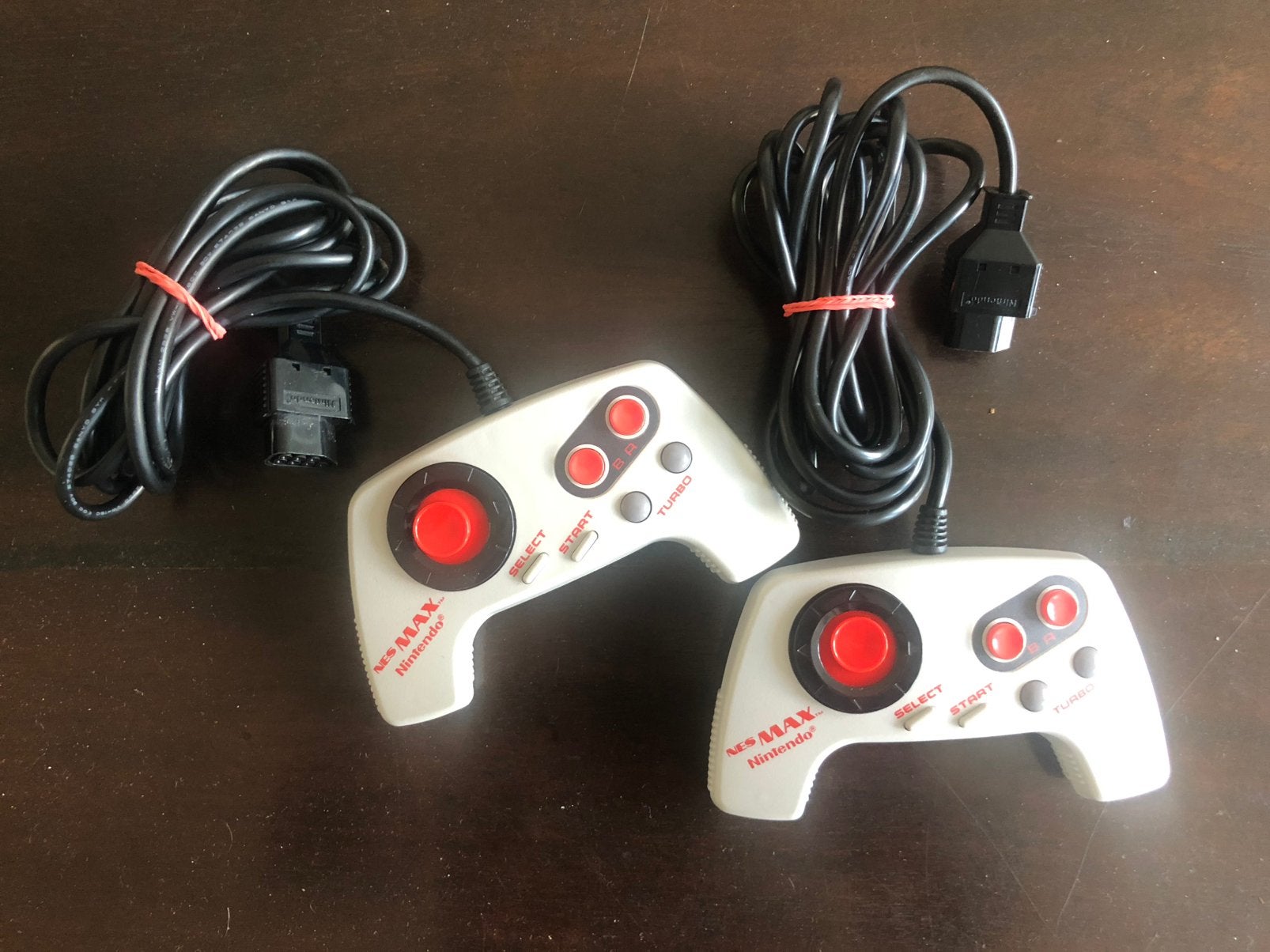Nes Max NESP-027 controllers (refurbished), Spelcomputers en Games, Spelcomputers | Nintendo NES, Ophalen of Verzenden, Refurbished
