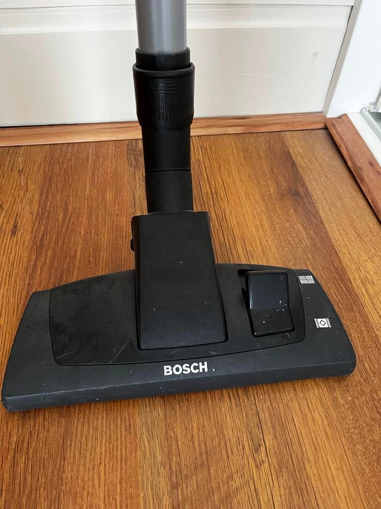 Bosch stofzuiger borstel met steel, Ophalen, Zo goed als nieuw
