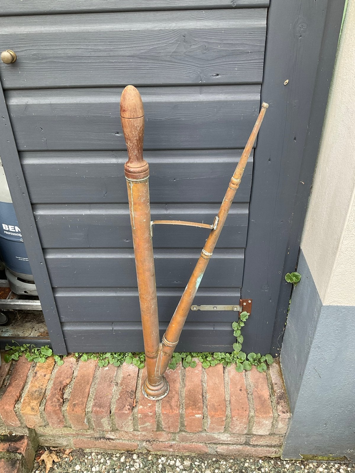 Antieke Hollandse ramenspuit met Houten Handvat, Ophalen, Koper