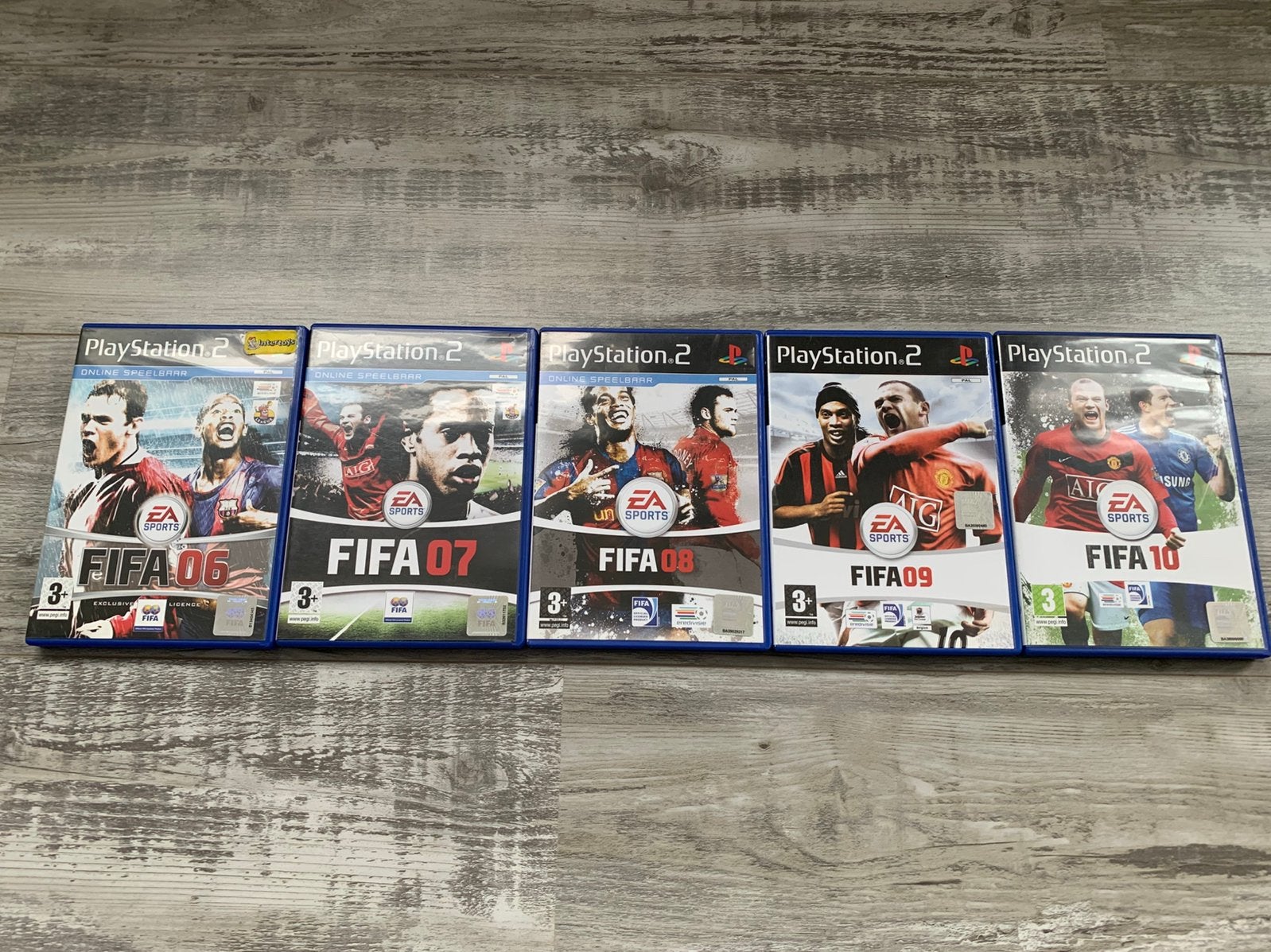FIFA 06 t/m FIFA 10 voor de Sony PlayStation 2, Spelcomputers en Games, Ophalen of Verzenden, Zo goed als nieuw, Sport, 3 spelers of meer