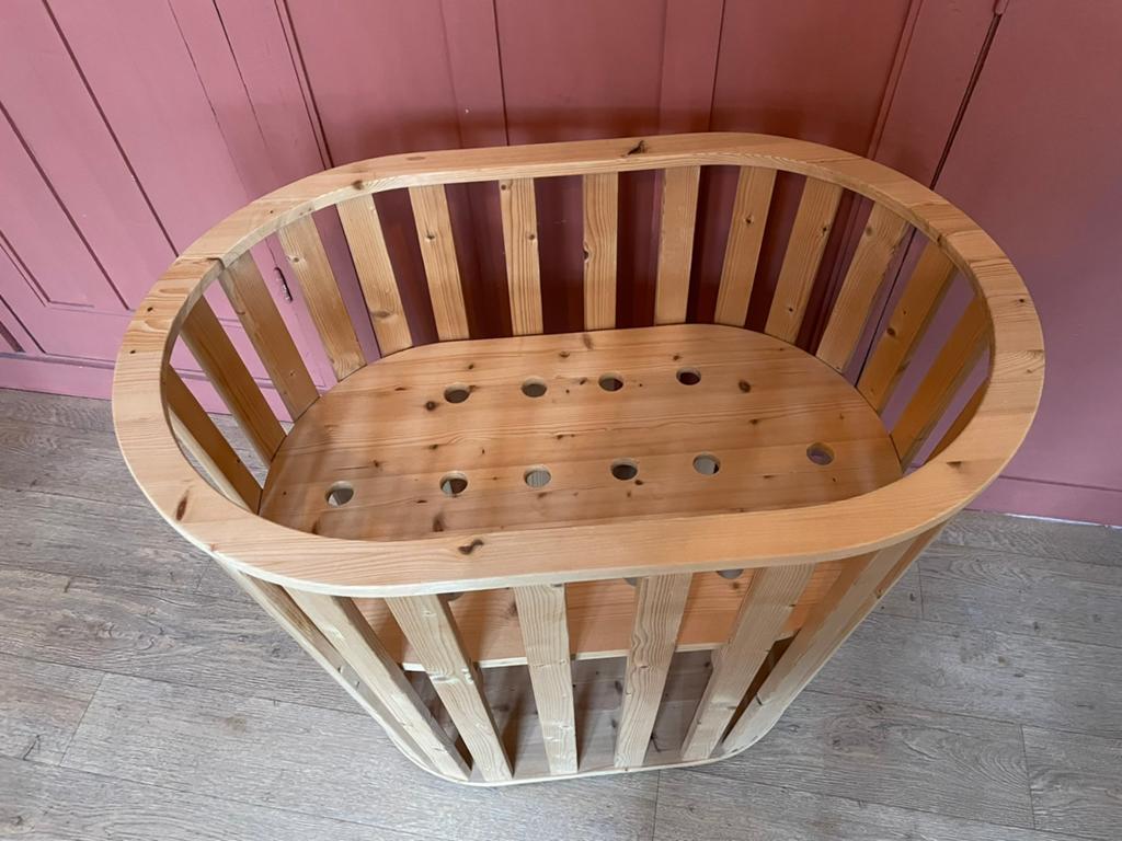Ovaal houten wieg met matras, Ophalen, Zo goed als nieuw, Wieg