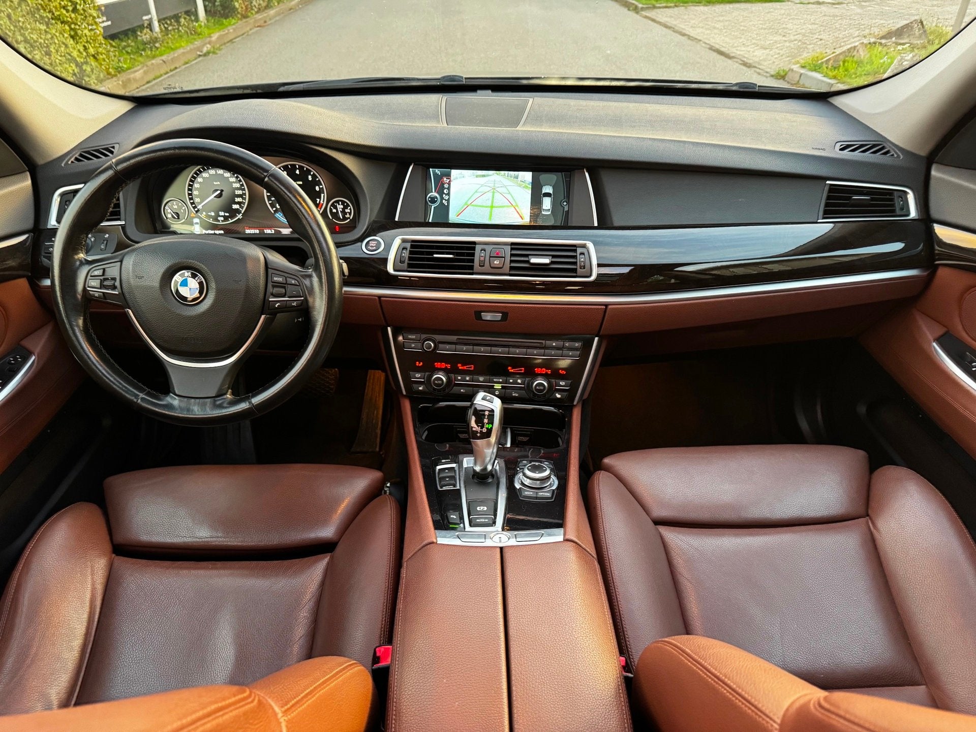 BMW 5-serie Gran Turismo 535i High Executive|AUT|XENON|NAVI|, Achterwielaandrijving, Gebruikt, Leder en Stof, 120 €/maand