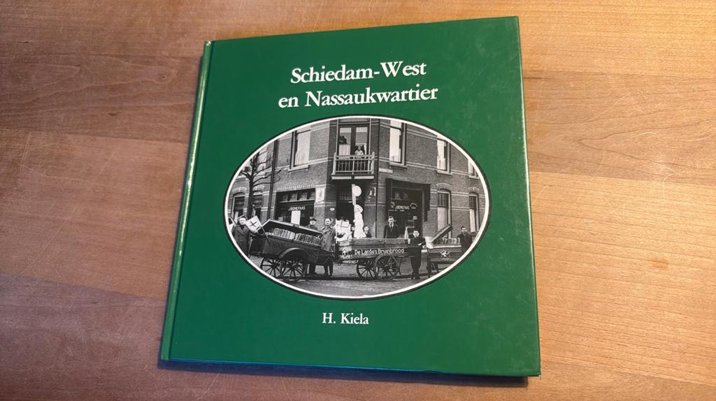 Schiedam - West en Nassaukwartier, Ophalen of Verzenden, Zo goed als nieuw