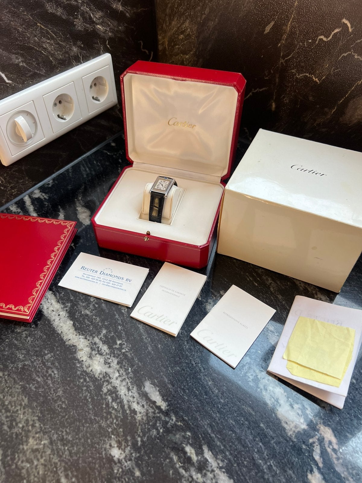 Cartier tank horloge compleet met doos en papieren, Sieraden, Tassen en Uiterlijk, Horloges | Dames, Overige merken, Overige materialen