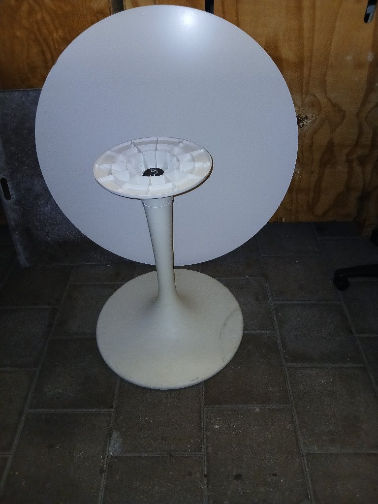 (0659) Ikea Docksta tafel in witte kleur #vintage tafel, Ophalen, Kunststof, Gebruikt, Rond