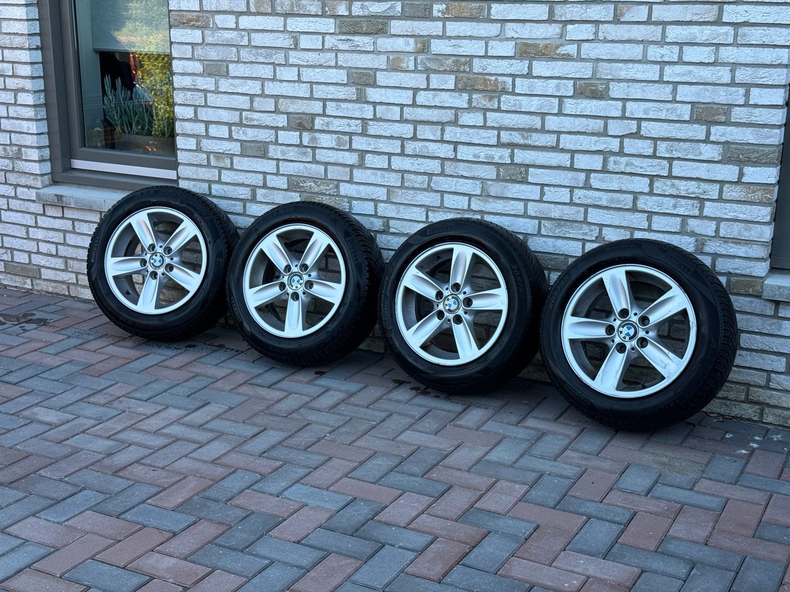 BMW E87 Velgen 5x120 met Pirelli All Season Banden, Ophalen of Verzenden, Gebruikt
