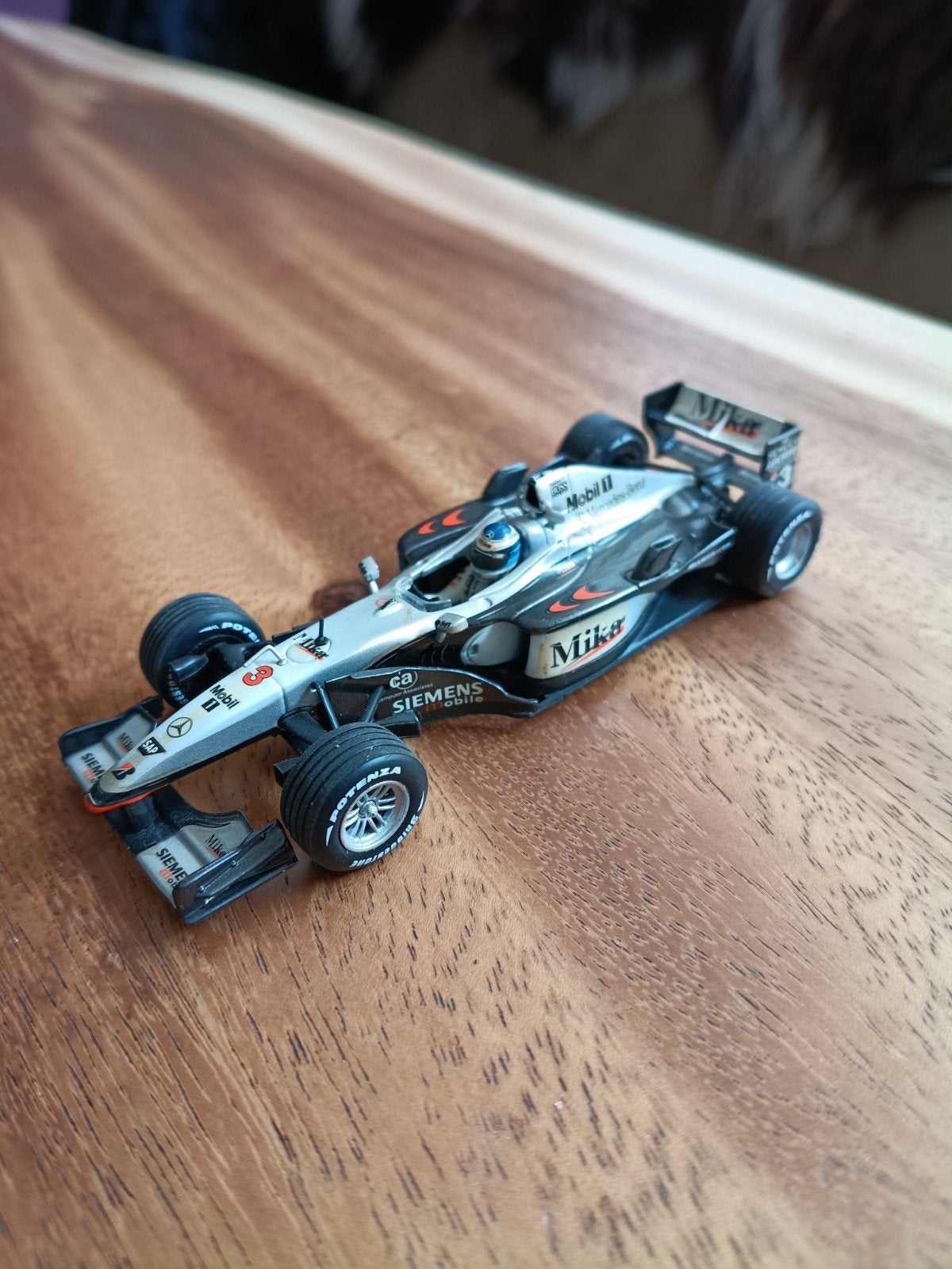 Minichamps McLaren Mercedes MP4-16 2001 Mika Häkkinen 1:43, Ophalen of Verzenden, Zo goed als nieuw, Auto, MiniChamps