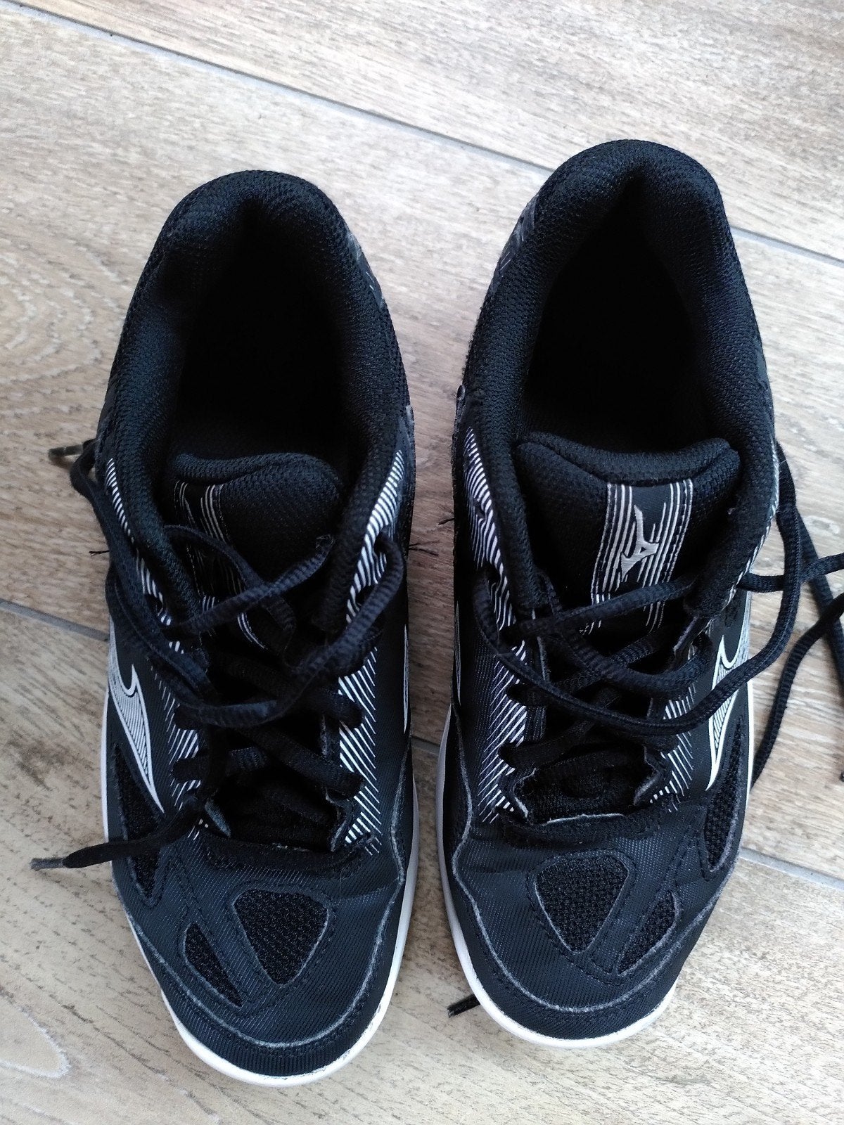 Zaalschoenen Mizuno maat 36, Sport en Fitness, Ophalen, Zo goed als nieuw, Schoenen