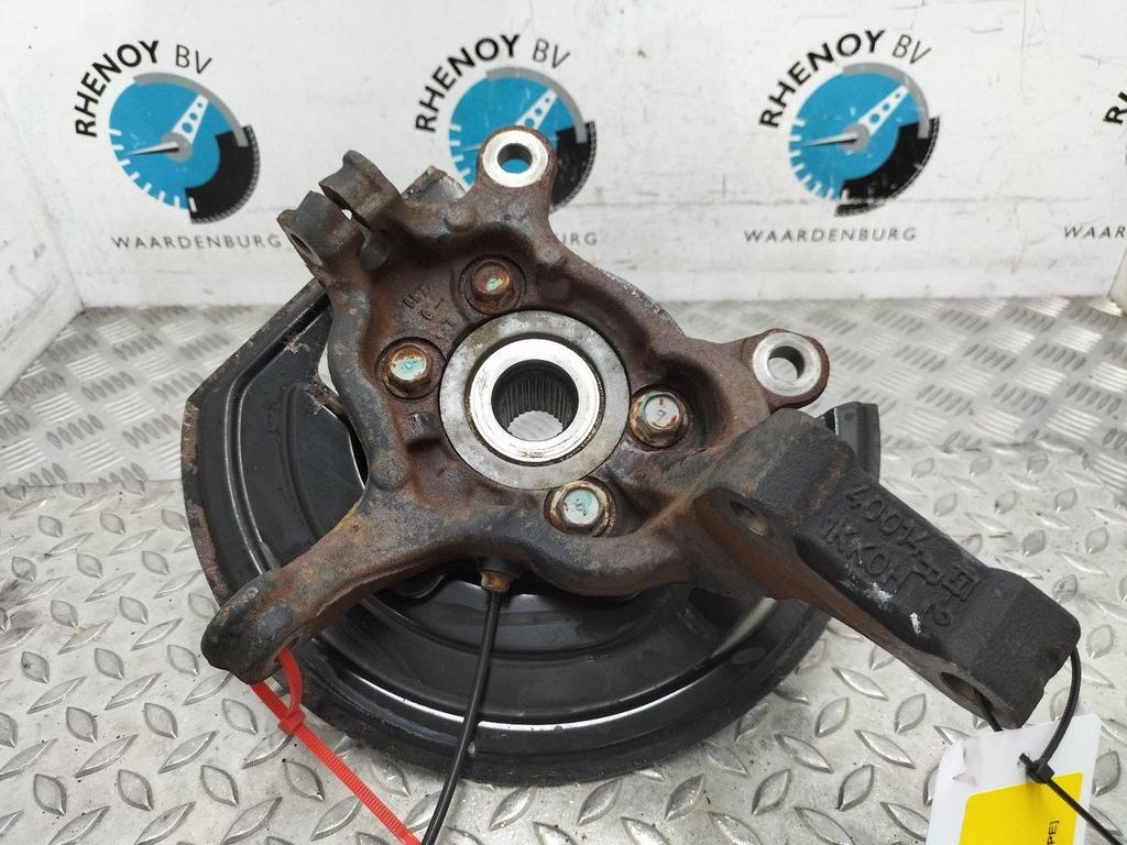 NISSAN JUKE FUSEE RV 2014, Ophalen of Verzenden, Gebruikt, Stiba lid