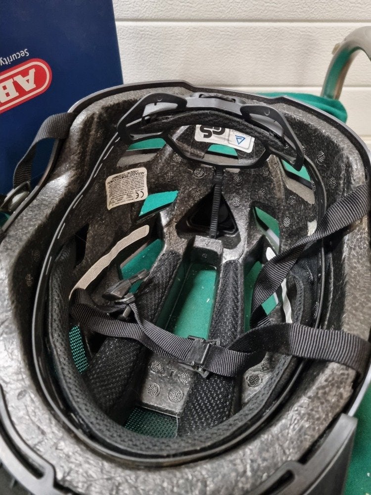 fietshelm abus maat L 56/61 hyban 2.0, Ophalen of Verzenden, 'T Olde Gre-j, Info@toldegrej.nl, Endepoelstraat 20f Didam
