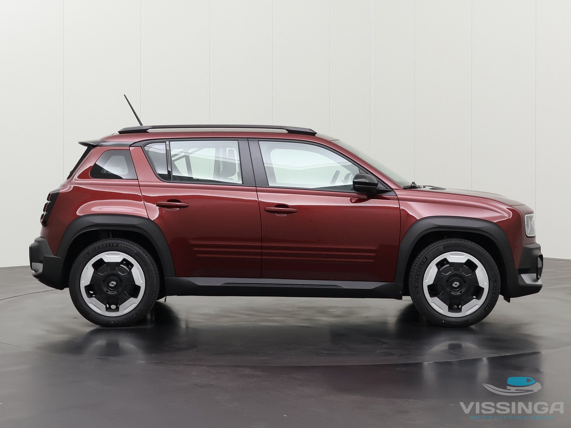 Renault 4 E-Tech Evolution Comfort Range Van Rood (bj 2026), Automaat, Dealer onderhouden, Metallic lak, Huisgarantie