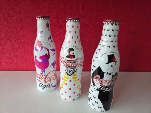 Aluminium Coca-Cola flesjes - Marc Jacobs, Verzamelen, Merken en Reclamevoorwerpen, Verzenden, Zo goed als nieuw, Overige typen