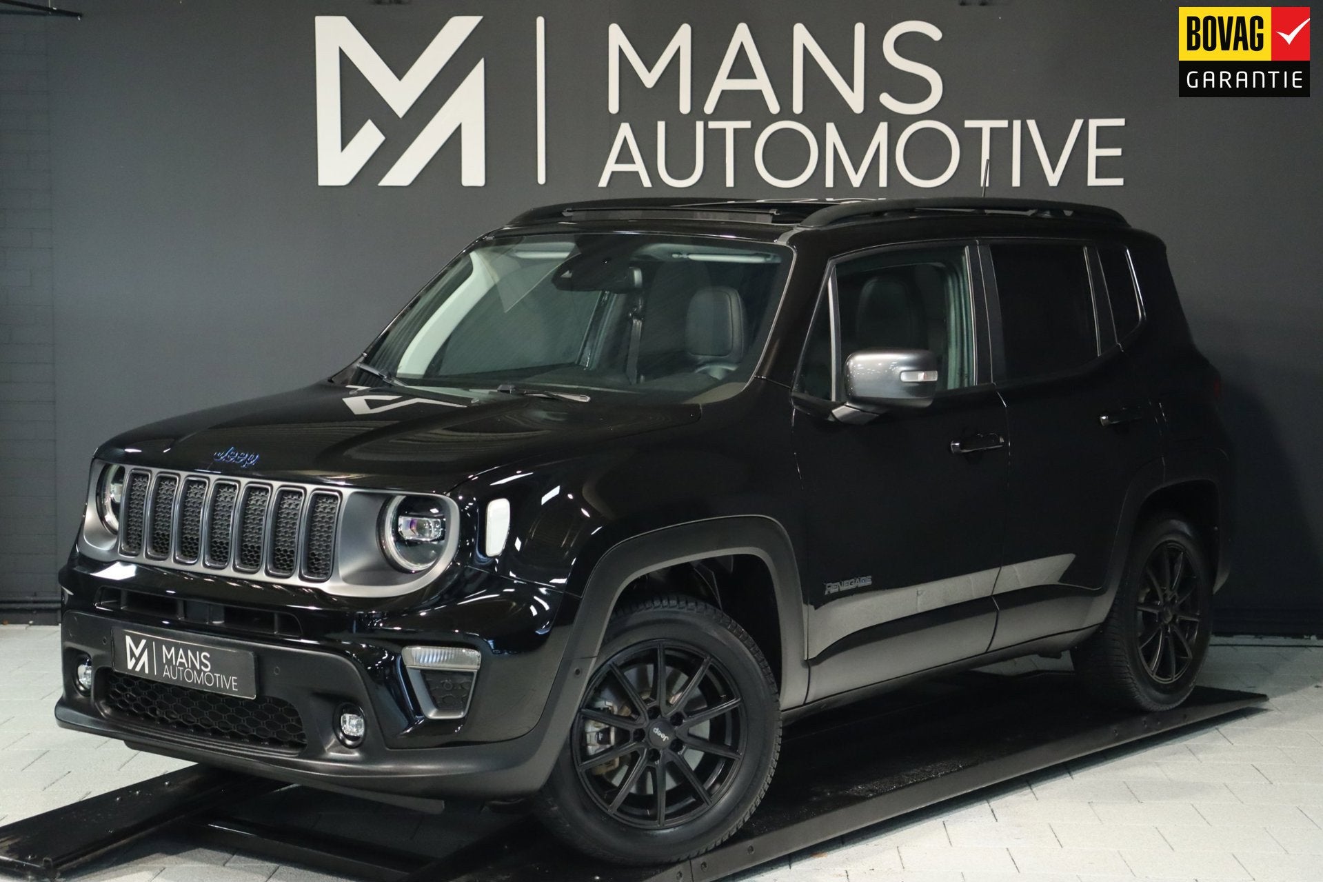 Jeep Renegade 4xe 240 Plug-in Hybrid Electric S / PANO / ACC, Auto's, Automaat, Dealer onderhouden, Gebruikt, Zwart