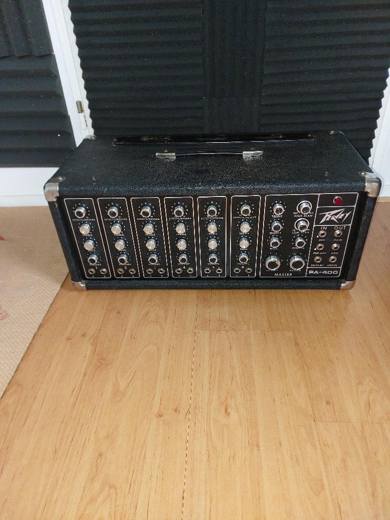 Peavey PA-400 1970's bas versterker, Muziek en Instrumenten, Ophalen of Verzenden, Gebruikt, Basgitaar, 100 watt of meer