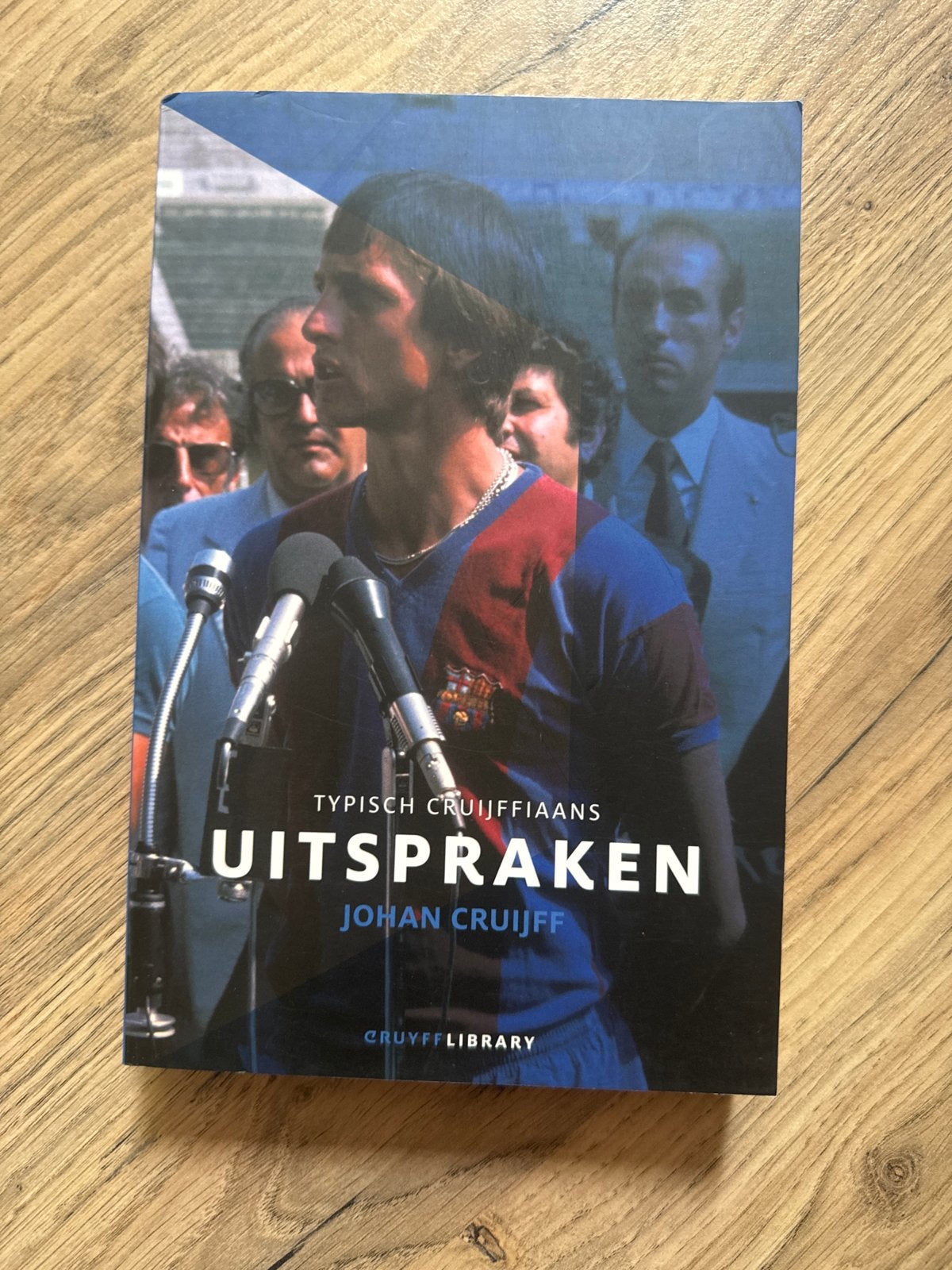 Typisch Cruijffiaans: Uitspraken Johan Cruijff, Boeken, Ophalen of Verzenden, Zo goed als nieuw, Balsport