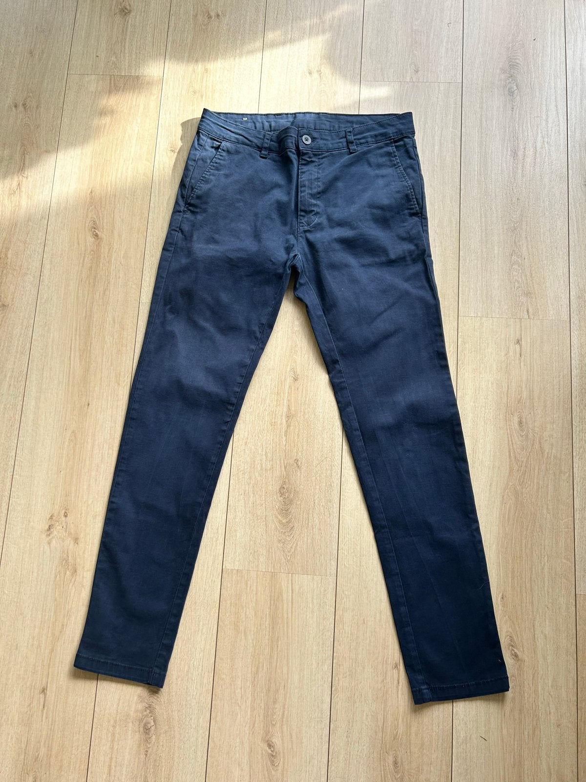 Donkerblauwe broek van Zara - Jongens maat EUR 40, Ophalen of Verzenden, Zo goed als nieuw