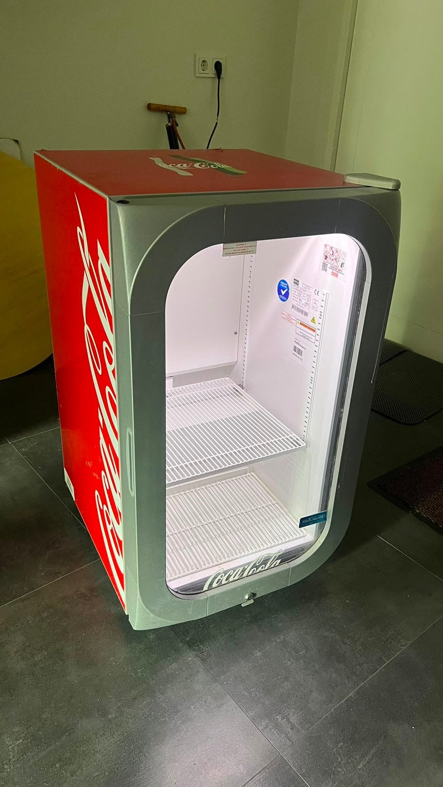 Coca cola koelkast snelkoeler te koop, Ophalen, Gebruikt, Zonder vriesvak