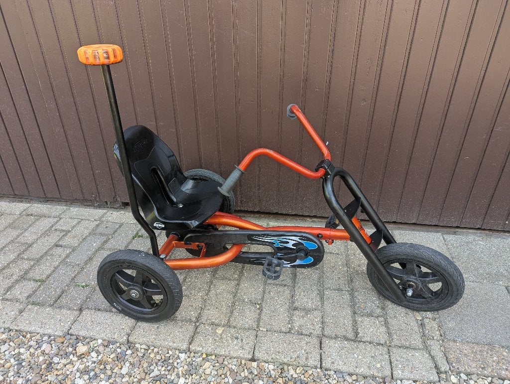 Berg Choppy Neo skelter (kleur oranje/zwart), Ophalen, Gebruikt, Berg, Vrijloopautomaat