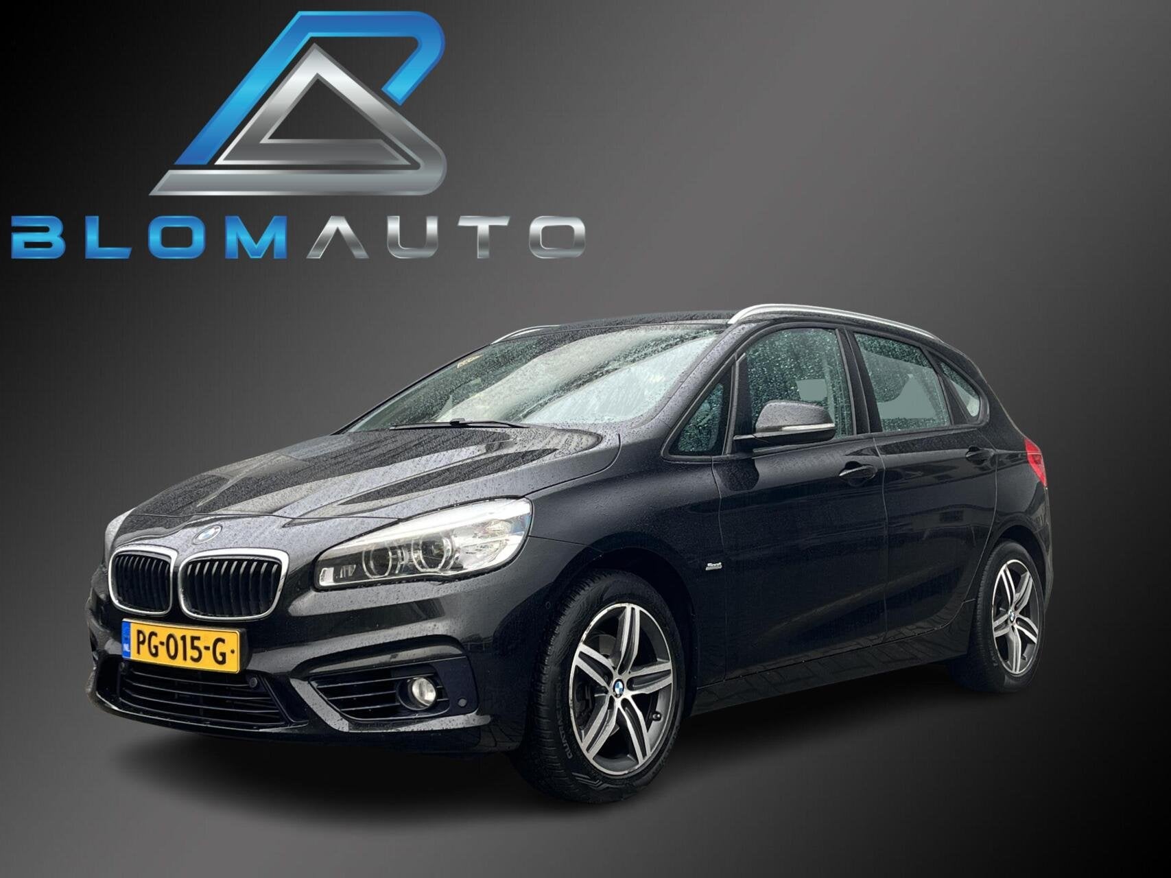 BMW 2-serie Active Tourer 218i LED+SPORTSTOELEN+TREKH+CAMERA, Auto's, 1345 kg, Gebruikt, Zwart, Origineel Nederlands