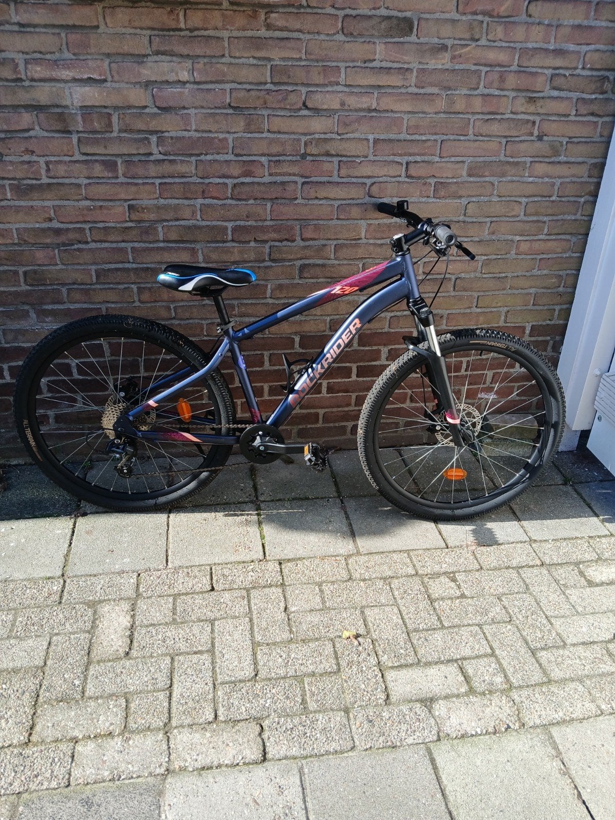 Rockrider Mountainbike ZGAN meisjes, Rockrider Cube Bulls Giant Trek Merida, Versnellingen, Zo goed als nieuw, Ophalen