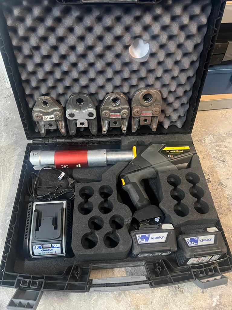 KLAUKE / HENCO / UPONOR UAP432CL Perstang / Persmachine, Ophalen of Verzenden, Zo goed als nieuw