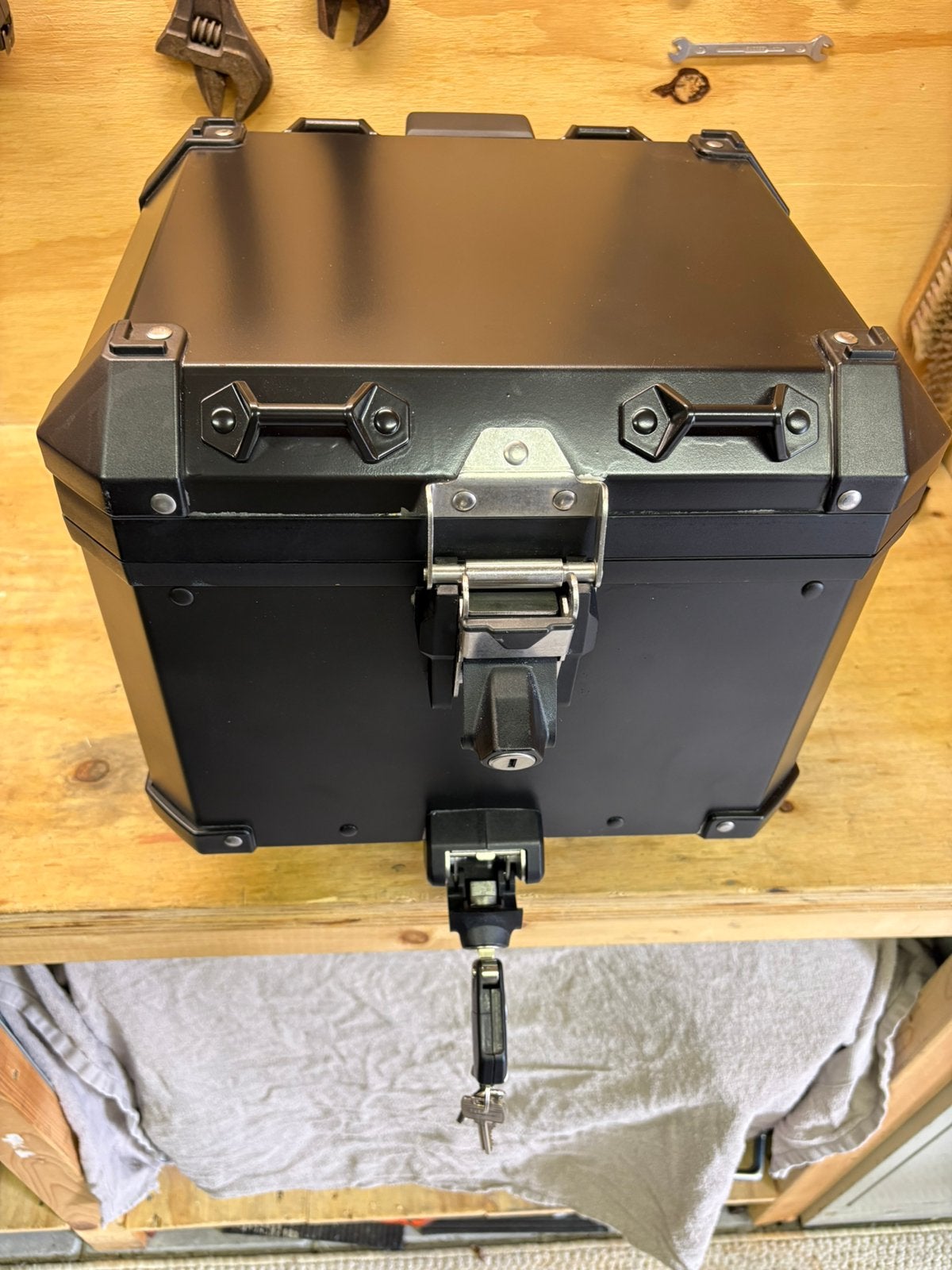 Originele BMW Aluminium Topkoffer R1200 / 1250 GSA – Zwart, Motoren, Ophalen
