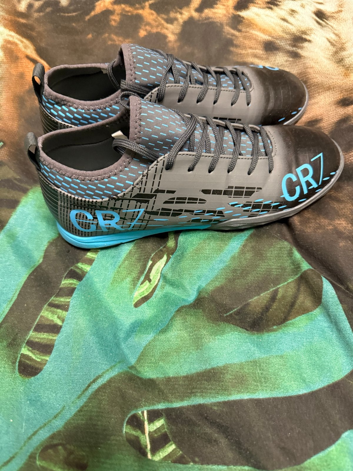 CR7 Zaalvoetbal Schoenen - Zo Goed als Nieuw, Sport en Fitness, Voetbal, Maat XS of kleiner, Ophalen of Verzenden, Zo goed als nieuw