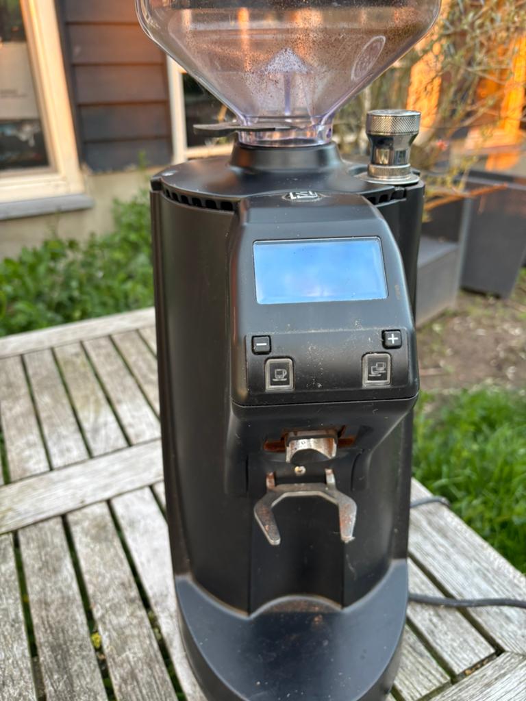 Simonelli Nuova MDJ on demand, Witgoed en Apparatuur, Koffiemachine-accessoires, Zo goed als nieuw, Koffiemolen, Overige merken