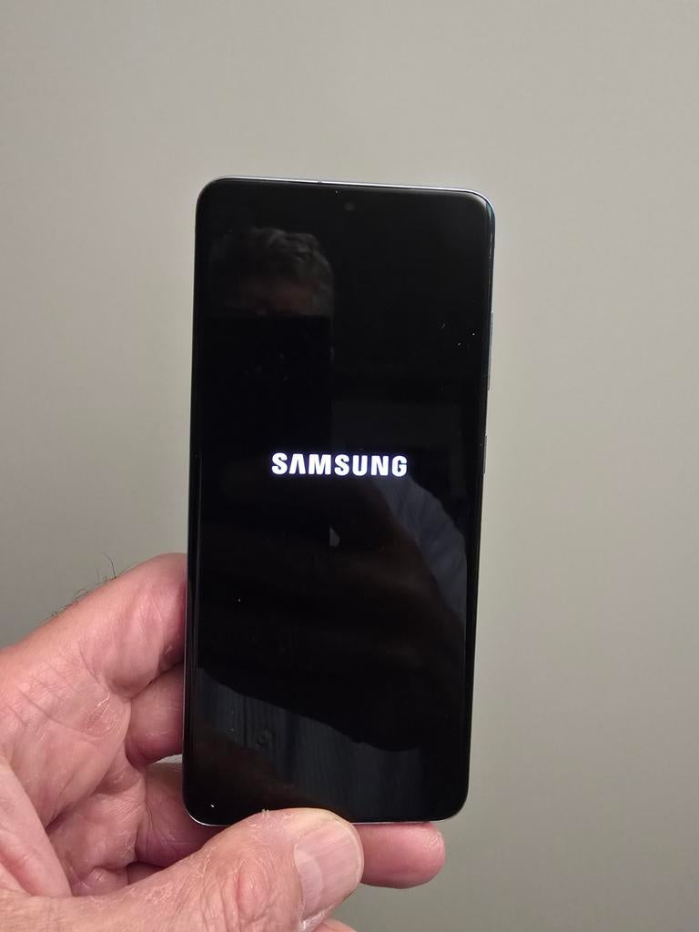 Samsung Galaxy S20 5G - Zo goed als nieuw met accessoires, Galaxy S20, Blauw, Touchscreen, Ophalen of Verzenden