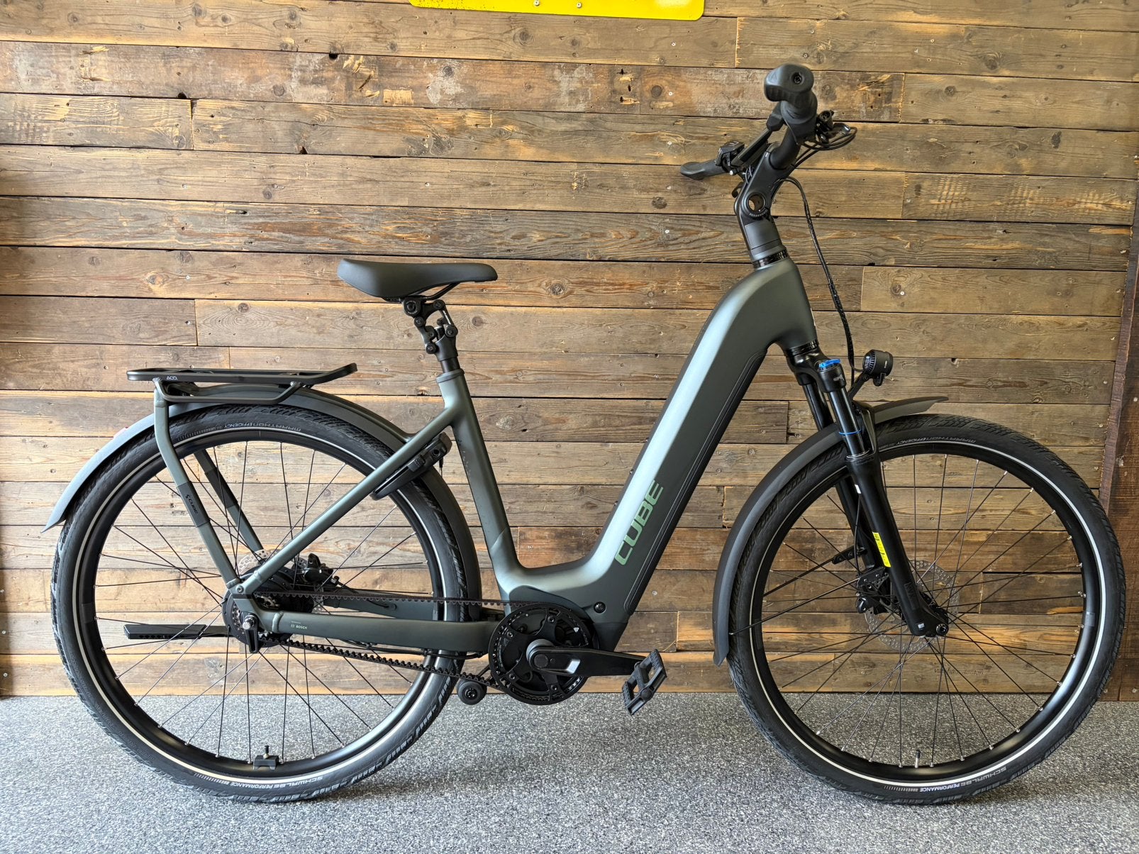 CUBE KATHMANDU HYBRID DE LUXE PRO 800 28 inch EE54 Enviolo, 53 tot 56 cm, Schijfrem, Ophalen, Overige merken
