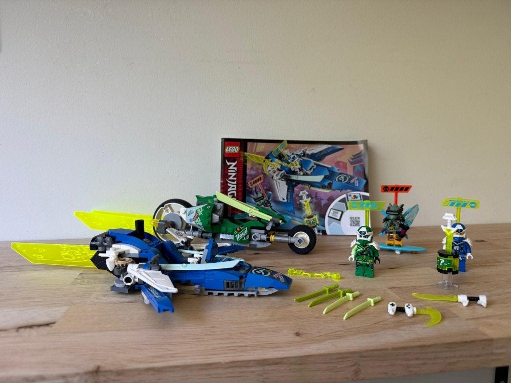 Lego Ninjago 71709 Jay en Lloyd's Velocity Racers, Compleet, Lego, Ophalen of Verzenden, Zo goed als nieuw