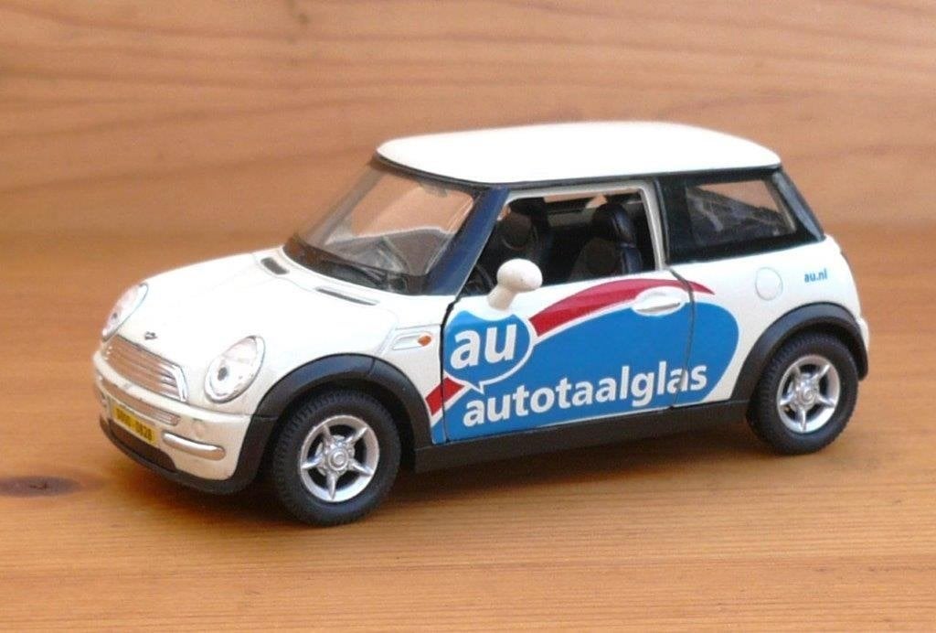 Mini cooper, autotaalglas promotie. Welly . Schaal 1/38, Hobby en Vrije tijd, Modelauto's | 1:43, Ophalen of Verzenden, Zo goed als nieuw